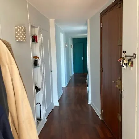 Апартаменты Spacious And Luminous 3br Appt, Center 10mn Notre Dame