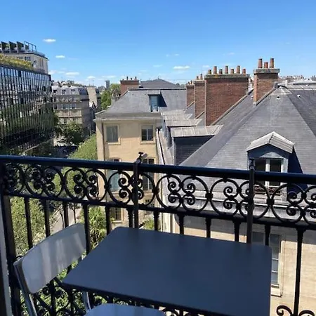 Spacious And Luminous 3br Appt, Center 10mn Notre Dame Париж